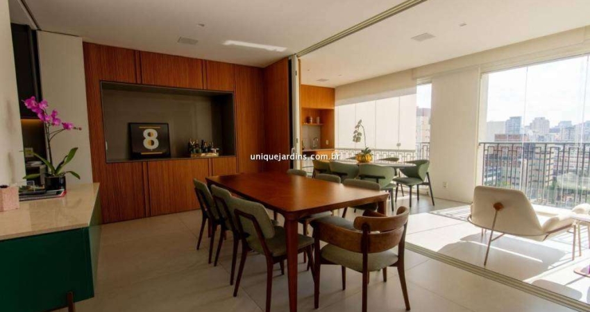 Apartamento Luxuoso na Vila Olímpia: 3 Suítes | 4 Vagas | 211 m² úteis