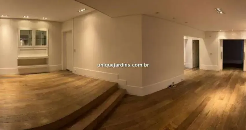 Itaim Bibi: 4 Suítes | 3 Vagas | 220m² úteis