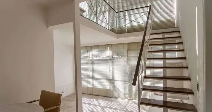 Cerqueira César Duplex: 1 Suíte | 1 Vaga | 70 m² úteis