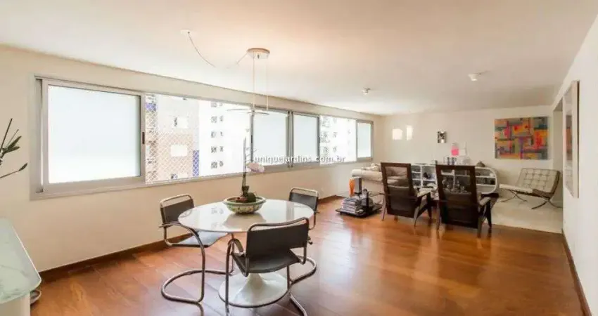 Itaim Bibi: 2 Dorm | 1 Suíte | 2 Vagas | 270 m² úteis