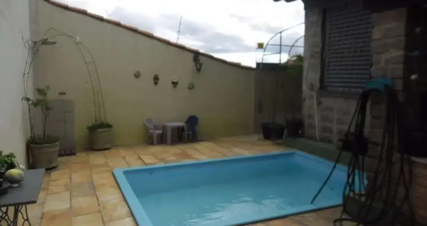 Casa em lote 360m²com 3 quartos sendo 01 com suite à venda, 220 m² por R$ 900.000 - Vila Cloris - Belo Horizonte/Minas Gerais