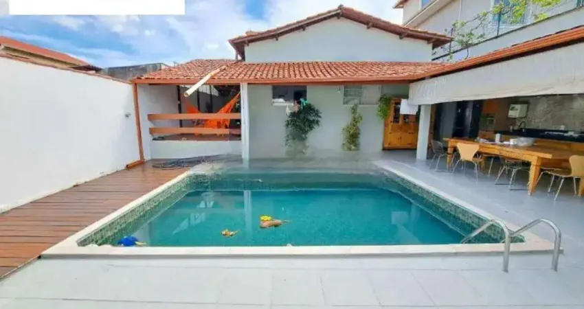 Casa com piscina com 3 quartos sendo 02 com suite à venda, 238 m² por R$ 1.200.000 - Santa Mônica - Belo Horizonte/MG