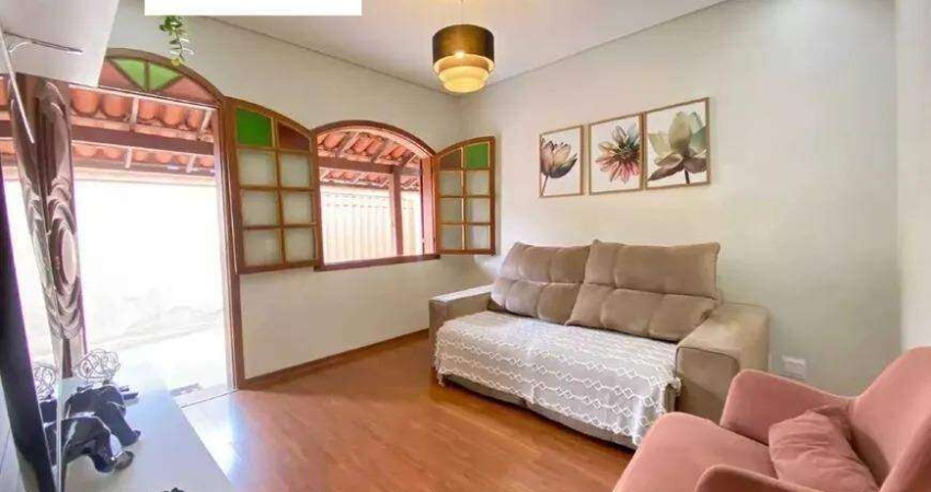 Casa à Venda no Bairro Jaraguá - Belo Horizonte/MG