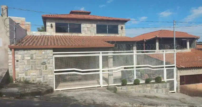 casa á venda em lote: 360 metros quadrados. no Bairro Cruzeiro Do Sul em Betim