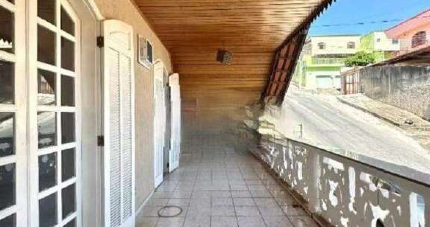 Casa em lote de 360²m com 05 quartos sendo 02 com suite no valor de 950.000,00 no bairro Planalto