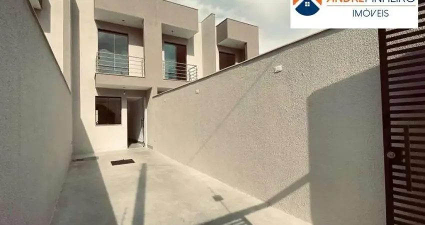 Casa Geminada à Venda - 2 Quartos - 122m² - R$589.000,00 Bairro Santa Mônica BH-MG