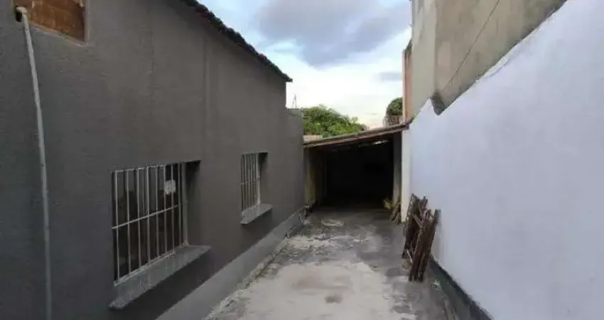 Casa à Venda com 3 Quartos (1 Suíte) | 368m² | Bairro Mantiqueira | Próximo à Av. Vilarinho — R$ 590.000,00