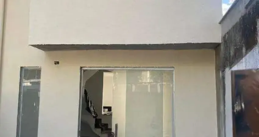 Vendo casa geminada duplex com entrada independente com 03 quartos sendo um com suite, 90m² no valor de 749.000,00 no bairro Santa Branca