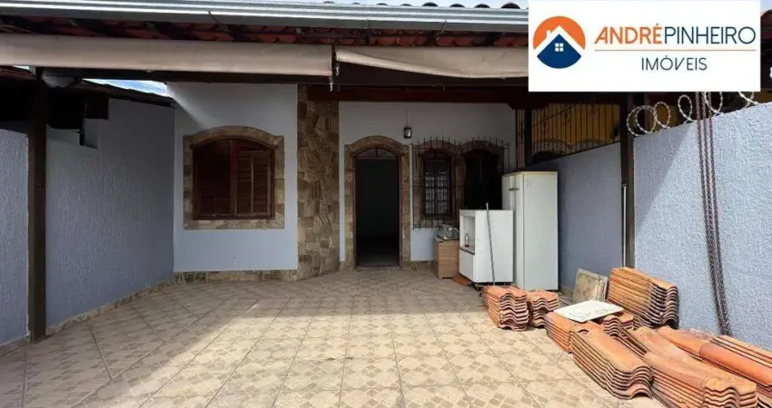 Vendo casa geminada linear com entrada independente com 03 quartos sendo um com suite, 96m² no valor de 960.000,00 no bairro Santa Amelia