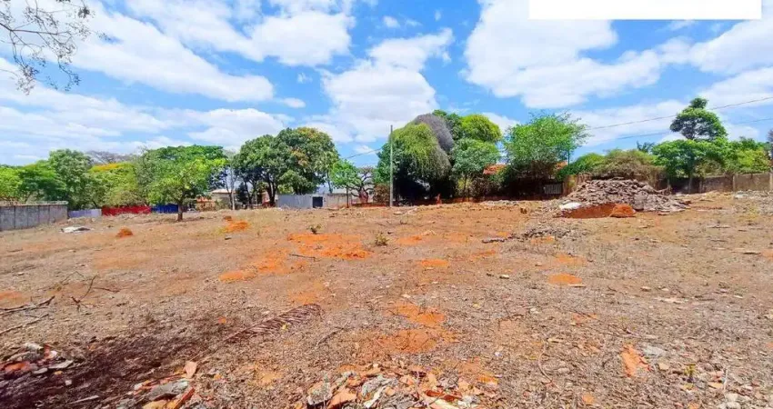 Terreno com 1.248m² plano e em esquina no bairro braúnas em bh-mg!