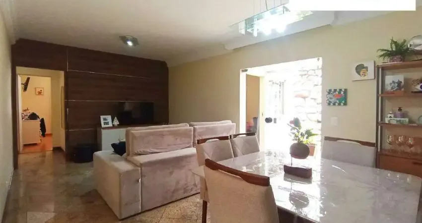 Área privativa com 157 m² 4 quartos 1 suíte com hidro e 2 vagas no itapoã em bh-mg!