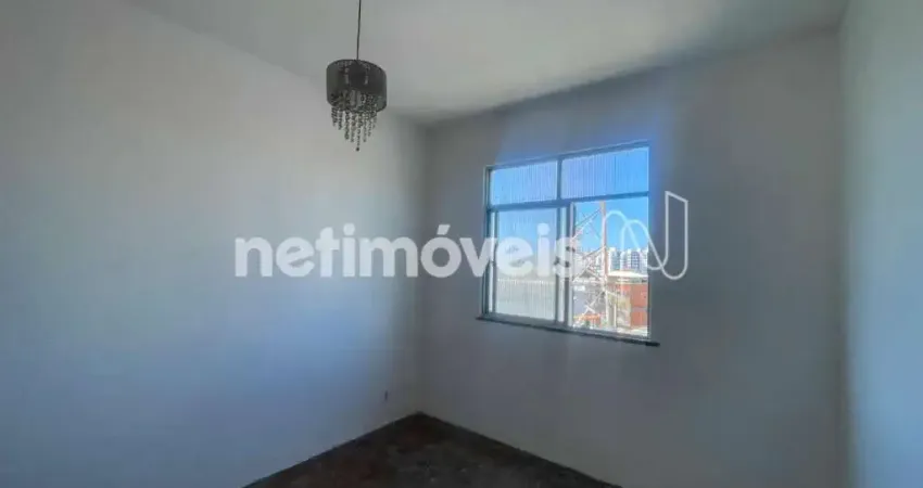 Apartamento com 2 quartos para alugar na Rua Teixeira Barros, Parque Bela Vista, Salvador