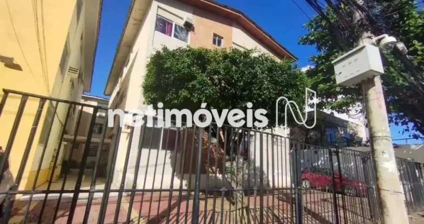 Apartamento com 3 quartos para alugar na Rua Doutor Helvécio Carneiro Ribeiro, 254, Ondina, Salvador