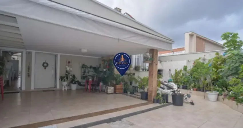 Casa com 5 dormitórios sendo 2 suítes, 4 vagas de garagem, localizado na Rua Camundo à 20 minutos a