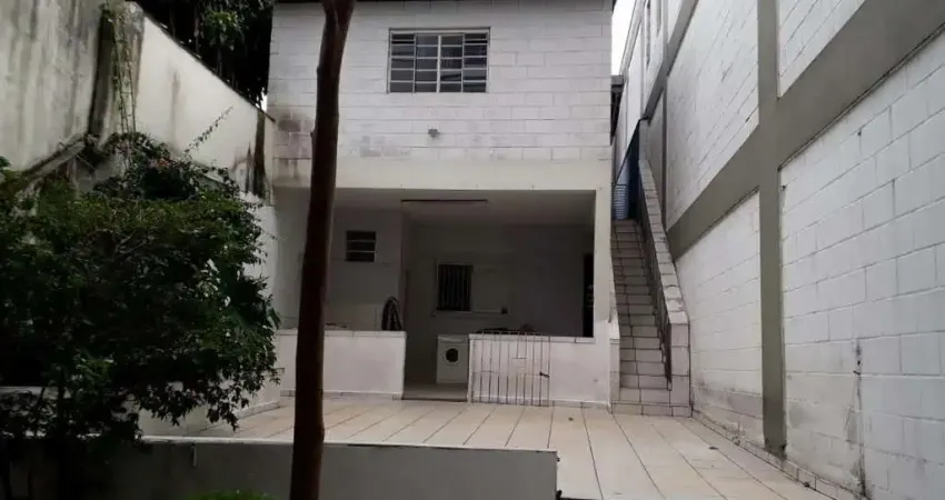 Sobrado à venda com 5 dormitórios 4 banheiros, 2 vagas de garagem, 297 m2, localizado na Bairro Ipi