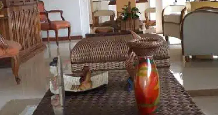 Apartamento duplex à venda, com 3 dormitorios, 3 suites, 3 vagas e 400M², localizado em Campos Elís