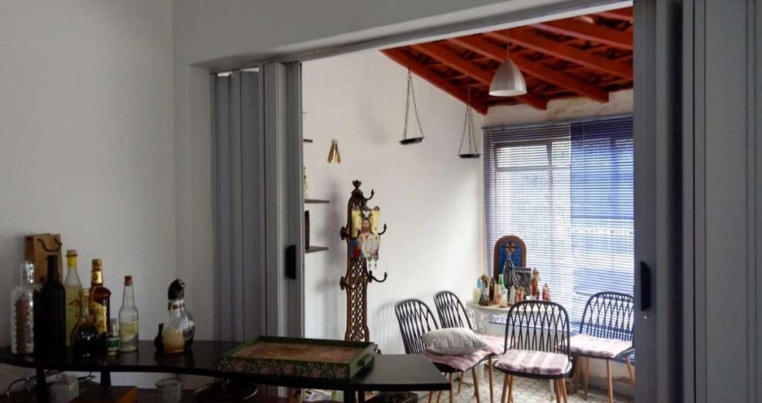 Casa de 210m² à venda, Mirandopolis, São Paulo, SP 2 Dormitórios, Quarto de empregada, 3 Banheiros,
