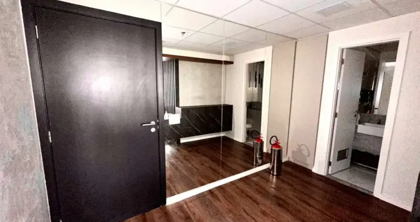 Barracão / Galpão / Depósito com 3 salas para alugar no Jardim Europa, São Paulo 