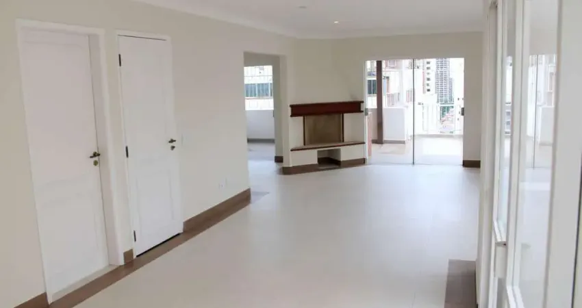 Cobertura Duplex de 205m² Apartamento à venda, Vila Olímpia, São Paulo, SP com 3 Dormitórios sendo