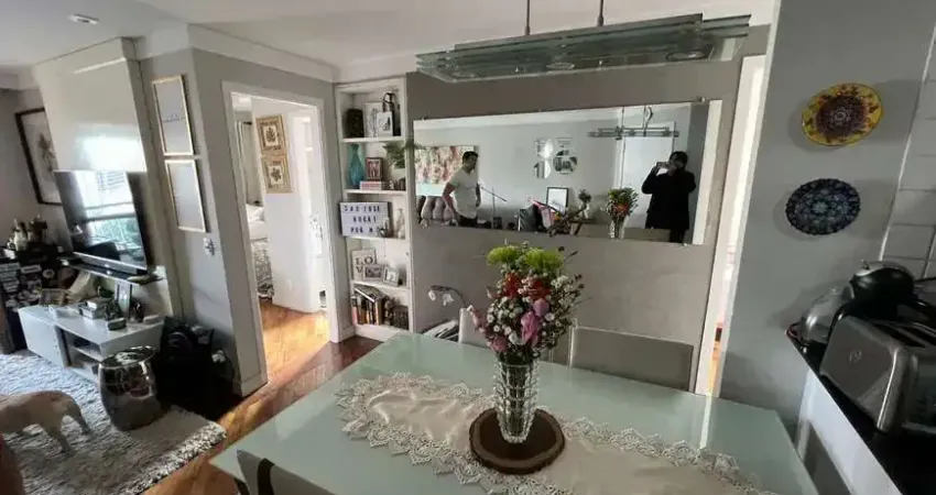Apartamento com 2 Quartos e 2 banheiros à Venda, 70 m² por R$ 970.000