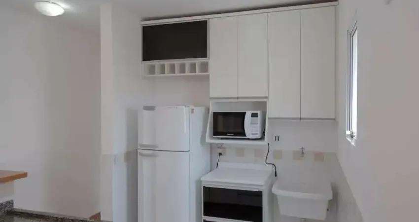 Apartamento de 30m² para locação, república, são paulo, sp mobiliado com quarto, sala, cozinha, banheiro, varanda, armários no quarto, banheiro e cozinha