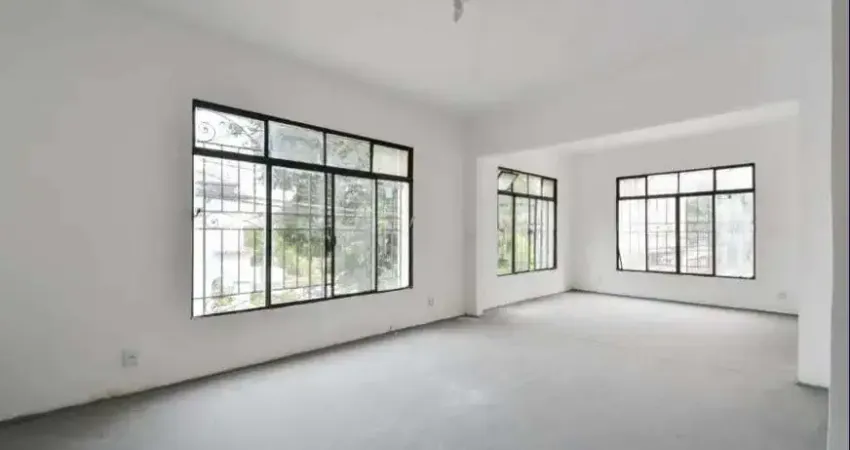 Casa de 350m² para locação, Perdizes, São Paulo, SP. com 3 Dormitórios, 4 Vagas para auto.