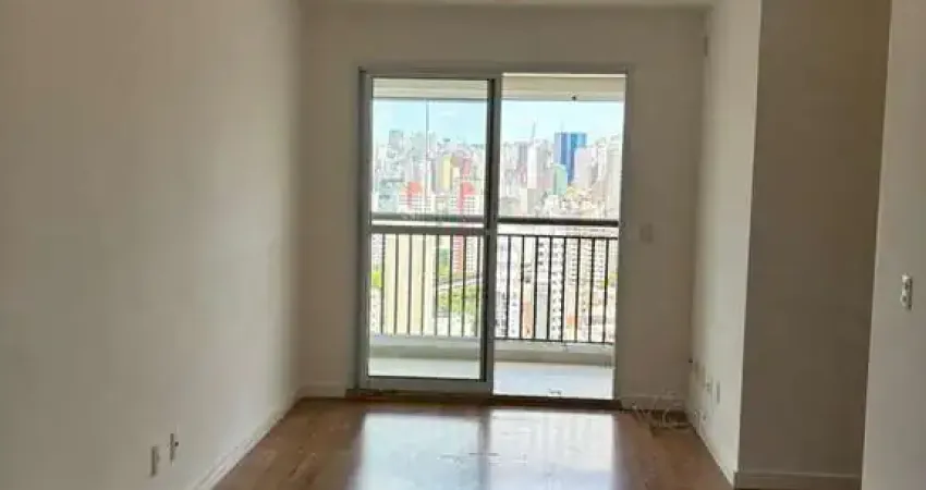 Apartamento à venda, com suíte e vaga de garagem no Brás, São Paulo, SP