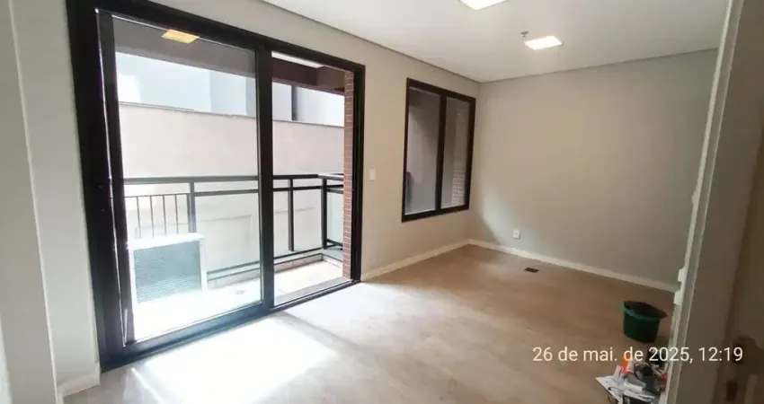Conjunto comercial mobiliado  com ar condicionado ,27m2 à venda, Aclimação, São Paulo, SP