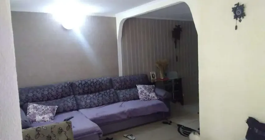 Casa à venda com 03 dormitórios, 03 banheiros, 02 vagas, com 177m, Bela Vista, Osasco, SP