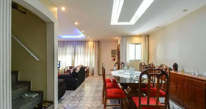 Casa com 3 quartos à venda na Rua Antônio Tavares, 94, Cambuci, São Paulo