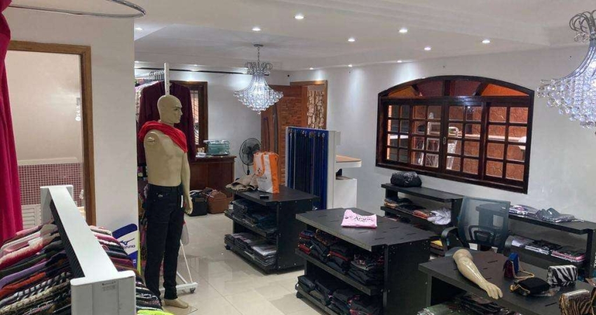 Casa à venda, com 4 dormitórios, 1 lavanderia, 3 vaga, localizado no São João Clímaco, São Paulo, S