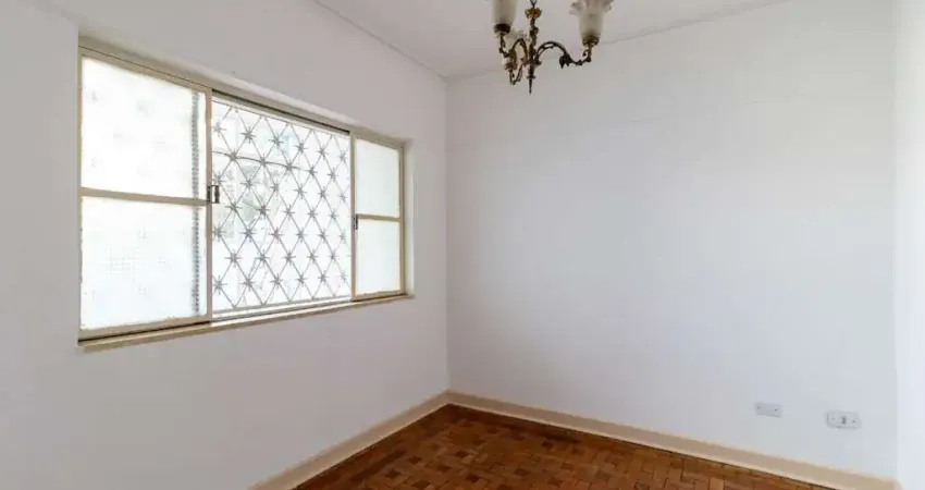 Sobrado de 150m² à venda, Cambuci, São Paulo, SP. com 3 Dormitórios espaçosos, Sala ampla, 2 Vagas