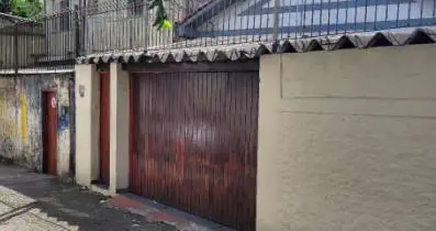Casa à venda, com 2 dormitorios, 1 vaga e 120M², localizado na Vila Santa Catarina, São Paulo, SP