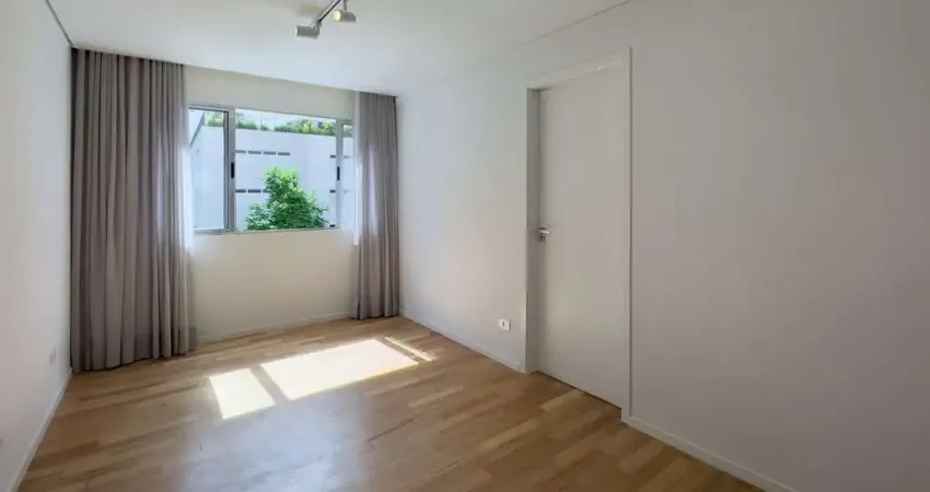 Apartamento à venda, com 2 dormitorios, 1 vaga e 55M², localizado no Alto da Lapa, São Paulo, SP