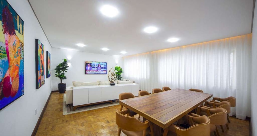 Apartamento à venda, com 3 dormitorios, 1 suite, 1 vaga e 175M², localizado na Consolação, São Paul