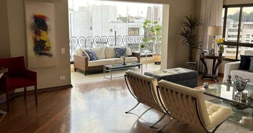 Apartamento à venda, 4 dormitórios, 3 suites, 3 vagas, 290M², localizado na Real Parque, São Paulo,