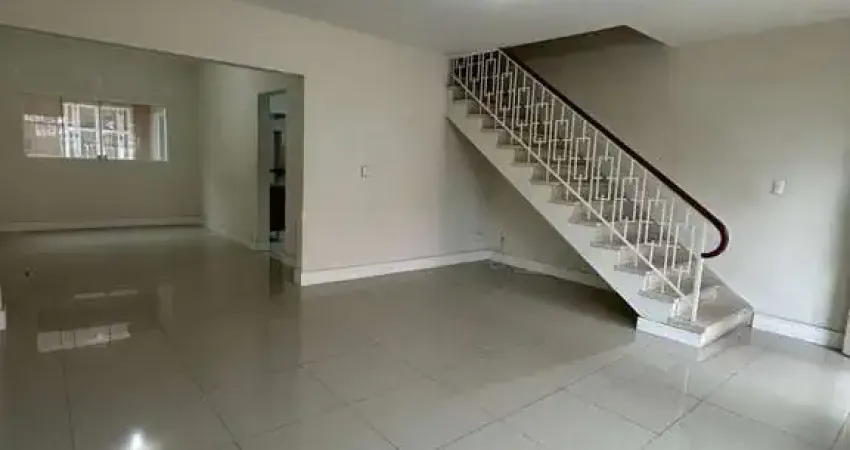 Casa com 3 quartos para alugar na Rua Mesquita, 520, Vila Deodoro, São Paulo