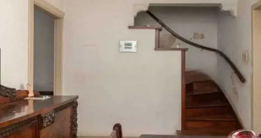 Sobrado à venda, com 3 dormitorios e 120m², localizado na liberdade, são paulo, sp