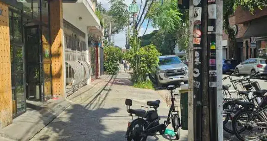 Sobrado para locação comercial em um excelente ponto em   pinheiros, são paulo, sp