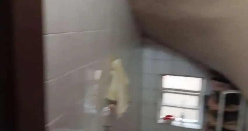 Sobrado 71m² à venda, cidade ademar, são paulo, sp. com 2 dormitórios, ambiente para 2 salas, 2 banheiros sendo 1 lavabo, 2 vagas para auto