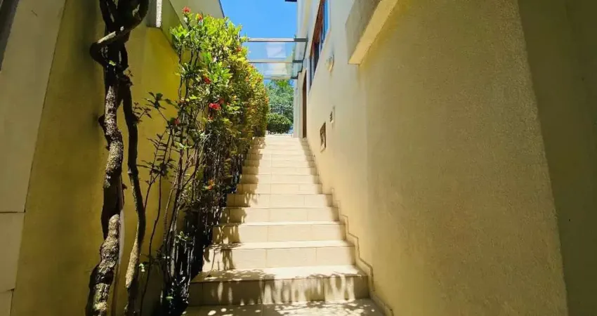 Excelente sobrado com 3 dormitórios sendo 1 deles suíte no campo belo