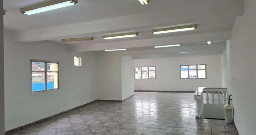 Prédio comercial com 3 pisos total de 450m² para locação, vila américa, são paulo, sp. com 4 vagas de frente para auto.