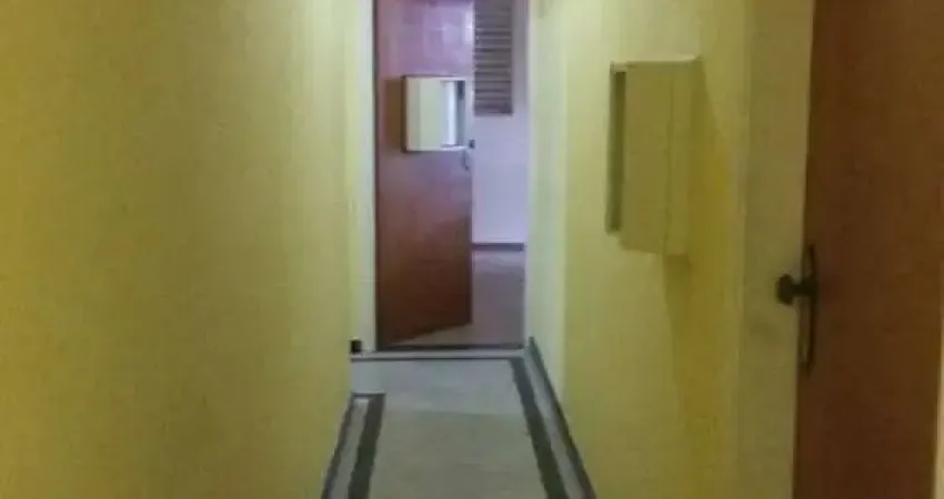 Imóvel estruturado para hotel ou salas comerciais, com 4 salas, 370m², localizado na vila monumento