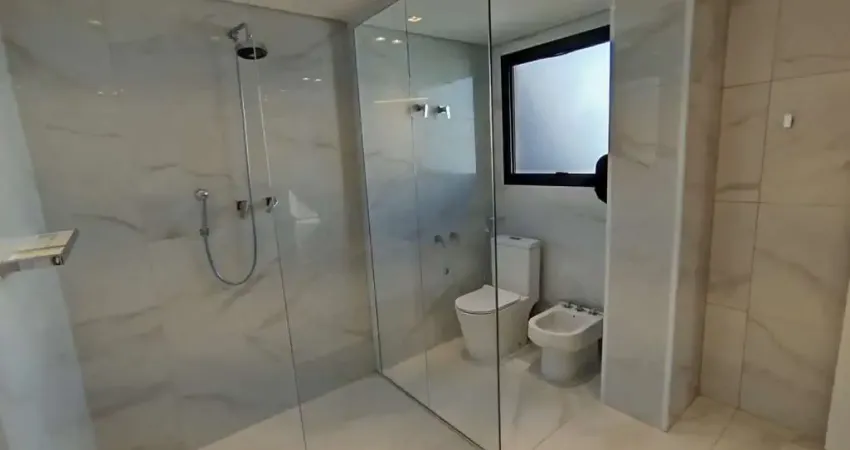 Cobertura duplex semi mobiliada com 490m² no real parque – 3 suítes, 6 vagas e varanda ampla