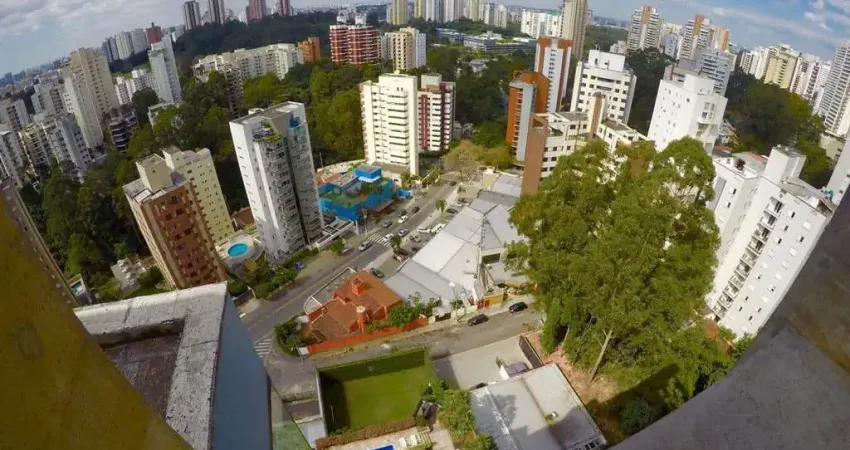 Cobertura duplex de 366m² para locação e venda, semi mobiliado localizado na vila andrade, são paulo, sp. com 3 dormitórios, 5 vagas para auto.