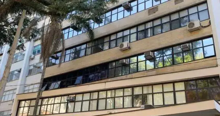 Conjunto comercial com 250 de area util e 9 salas, localizado na rua itapeva, bela vista