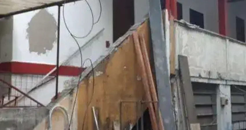 Ponto comercial para venda, com 548m², localizado no vila maria