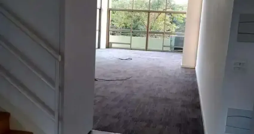 Conjunto comercial de 195m² para locação, brooklin, são paulo, sp. com mezanino, banheiros, copa, ar condicionado, piso elevado, 4 vaga de garagem