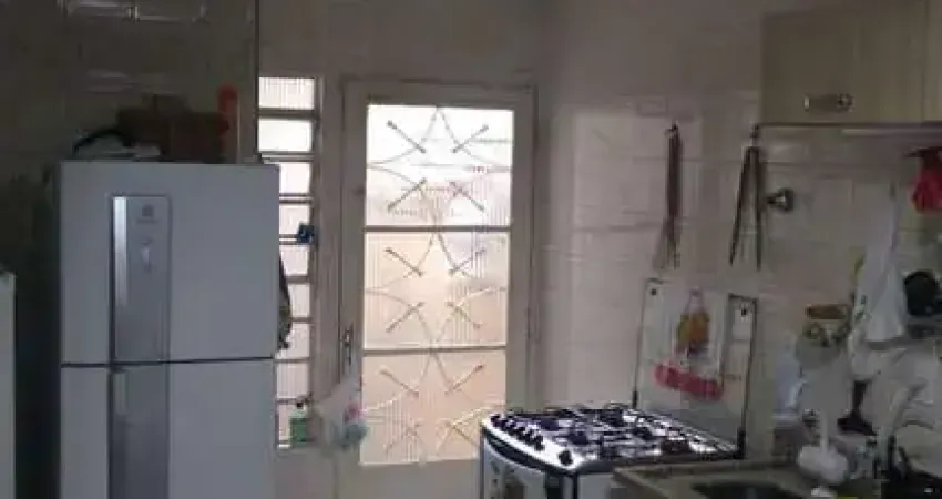 Casa à venda com 03 dormitórios, 03 banheiros, 02 vagas, com 177m, bela vista, osasco, sp