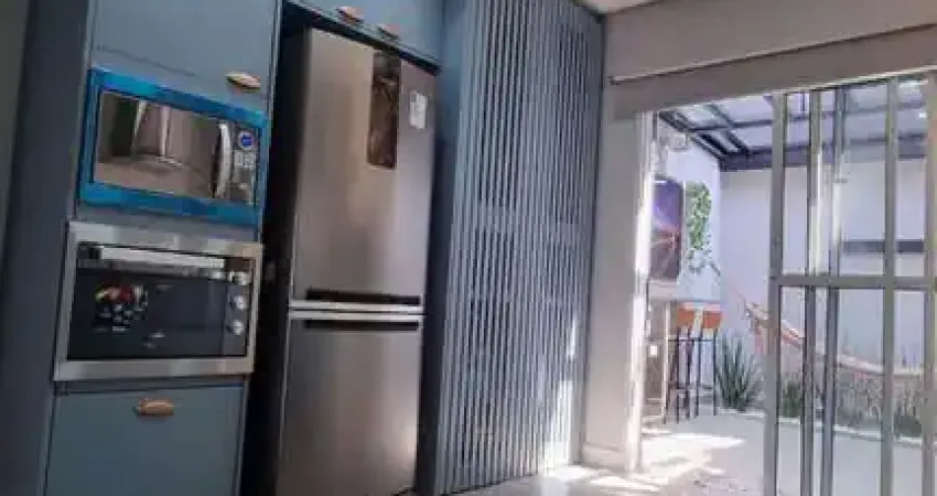 Casa de 130m² à venda, vila gumercindo, são paulo, sp. com 3 suítes com sacada, sala com lavabo, 2 vagas para auto, ar condicionado em todos ambientes